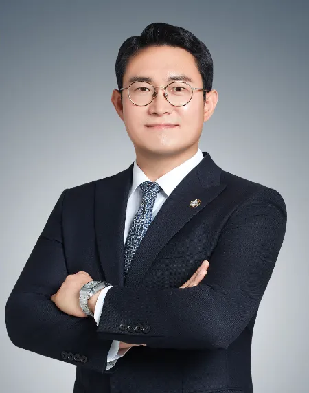 친족 성폭행, 은폐의 터널 빠져나오려면 용기 있는 법적 대응이 필요