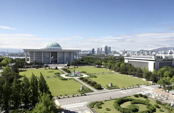 [상법개정안 여파] 이사 충실 의무 확대, 주주 보호 기대 속 남은 숙제들