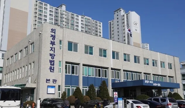 동료 앞에서 상관 모욕한 군인, 강등 징계에…法 “지나친 처분”